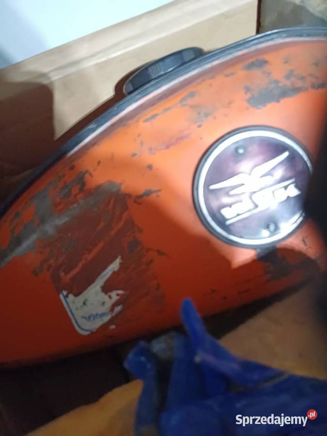 Sprzedam zbiornik wsk Zbiorniki paliwa Domaradz