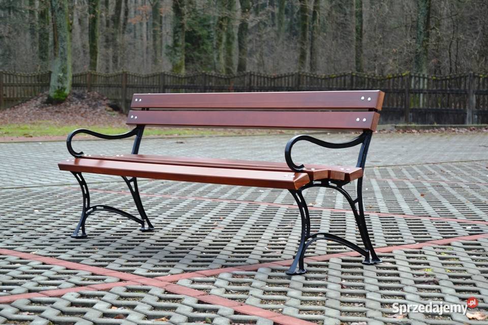 ławka miejska z podłokietnikiem oparcie żeliwo wielkopolskie Sędziszew
