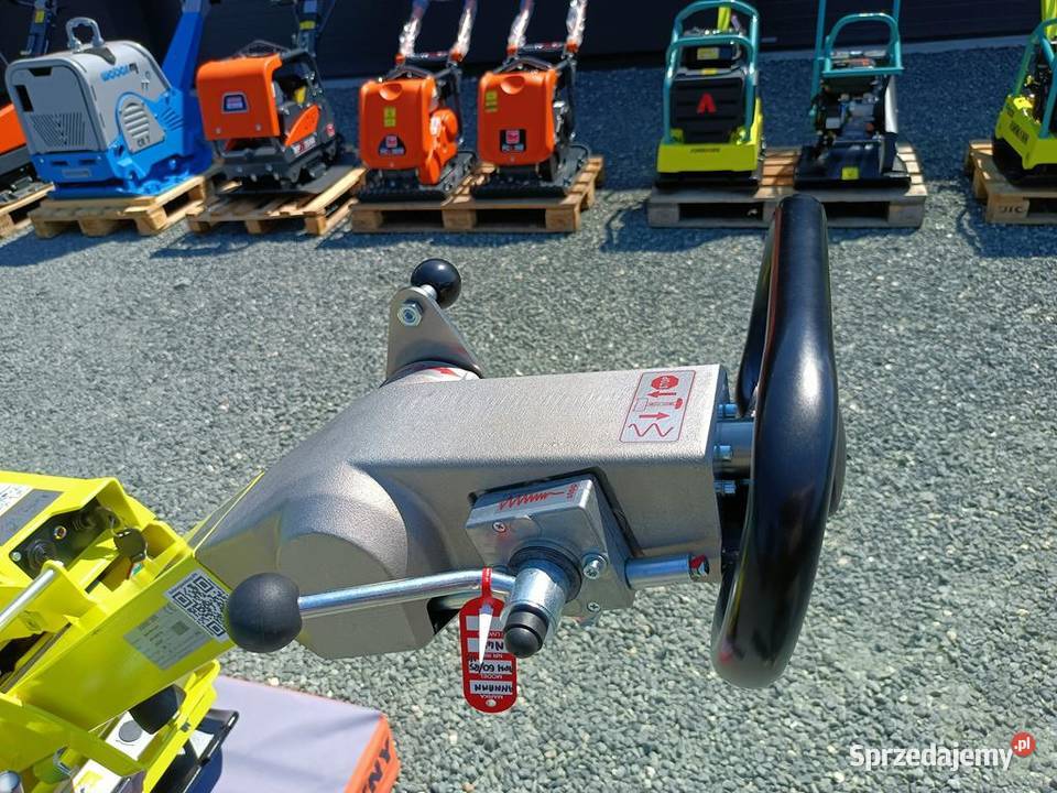 ZAGĘSZCZARKA REWERSYJNA PŁYTA AMMANN APH 6085 DE Trzebnica