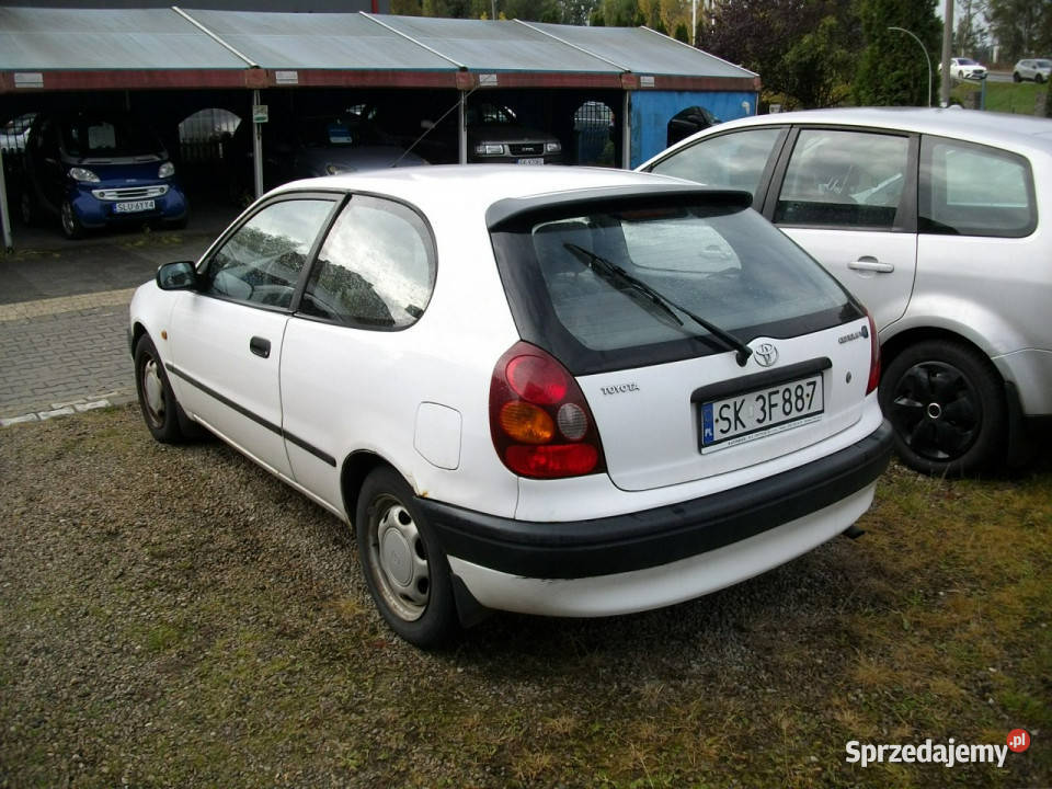 Toyota Corolla 1363 KW z klimą Seria E11 śląskie Katowice sprzedam