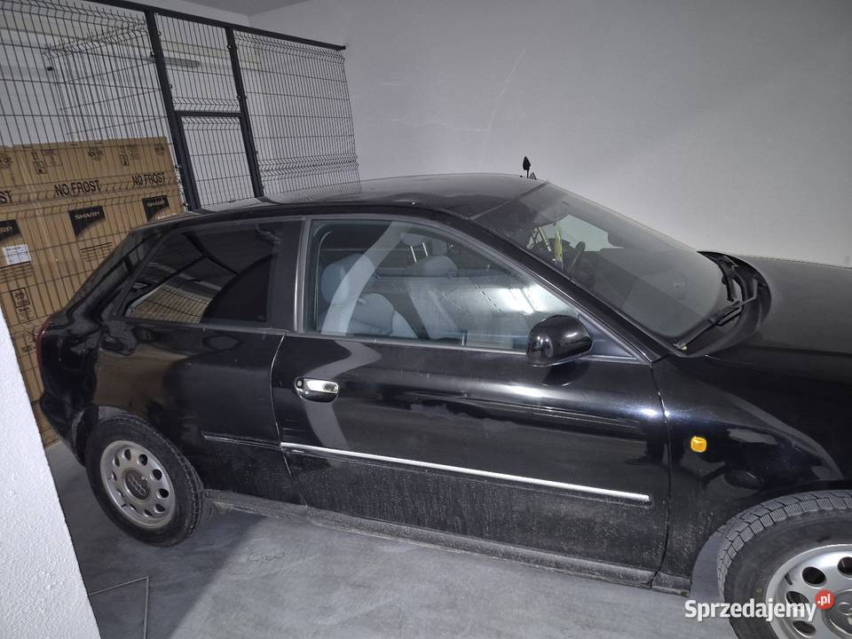 Audi A3 8l 2000 16 Benzyna 2/3