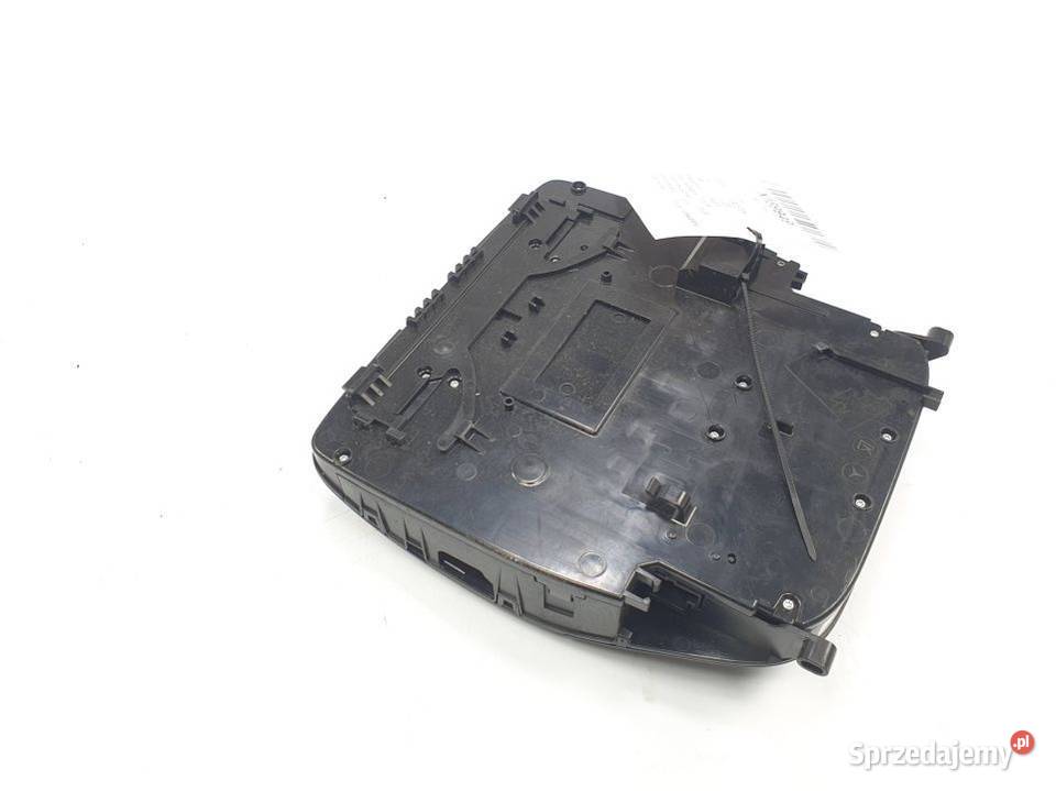 PRZYCISK MERCEDES C W205 4MATIC A0009063306 kujawsko-pomorskie Lipno