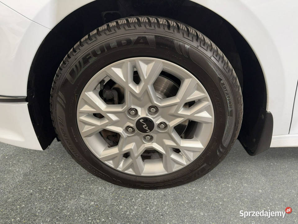 Kia Ceed VAT 23 SW M 15TGDI 160 M6 2022 r salon Kia Myślenice