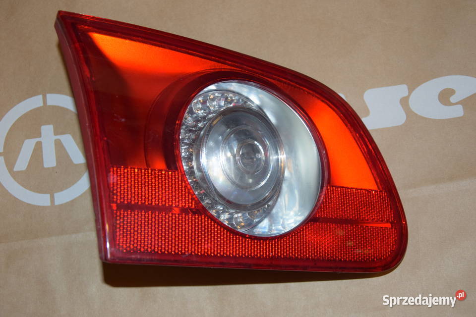 Lampa lewa w klapę VW Passat B6 kombi variant podlaskie Suwałki
