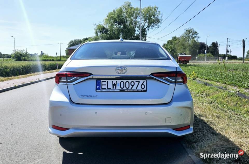 Toyota Corolla stan idealny niski oryginalny Milanówek