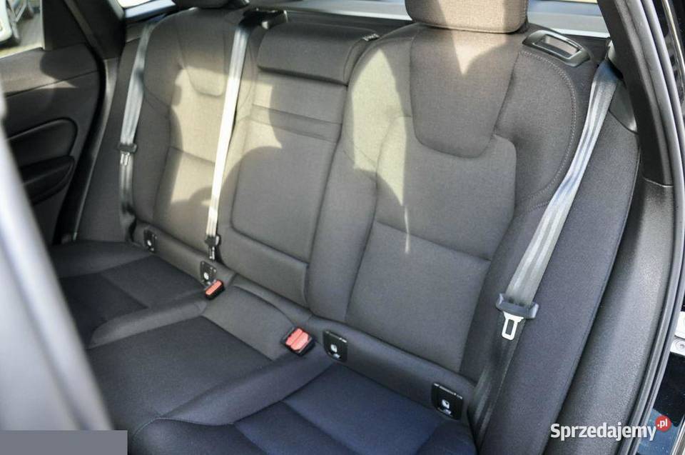 Volvo XC 60 B4 B Geartronic Momentum Pro 20 zachodniopomorskie Goleniów