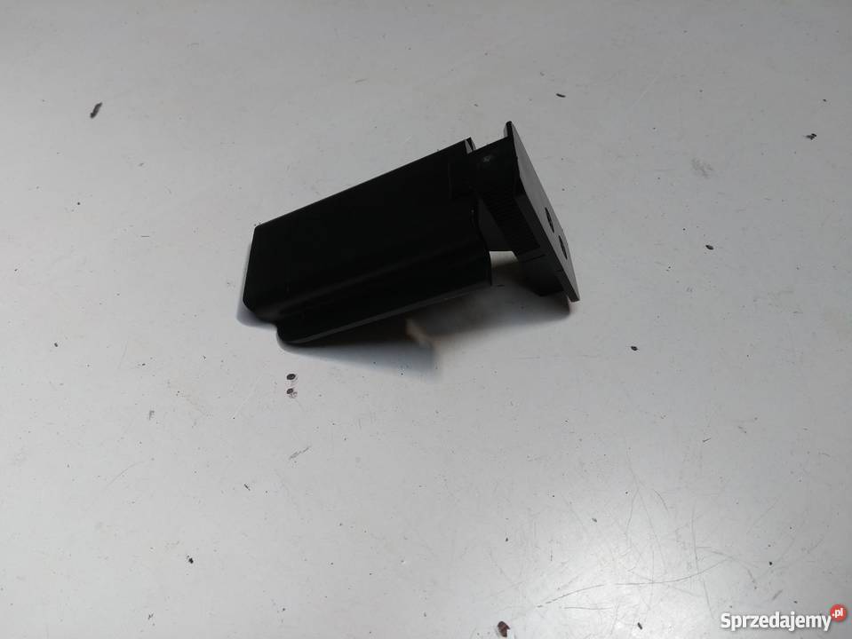 BMW F30 F22 F31 F36 wspornik środkowy zderzaka podkarpackie Pilzno