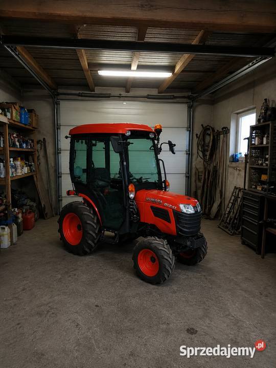 Kubota R1241