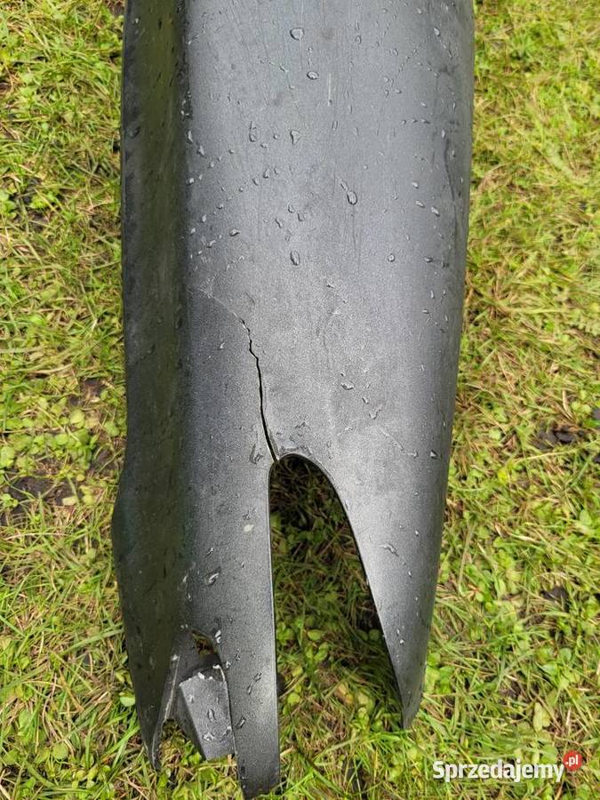 GILERA RUNNER bok boczek plug podloga owiewka Piła
