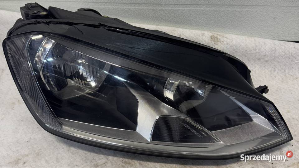 Lampa prawy przód VW Golf VII 1216 Lampy przednie Jasienica