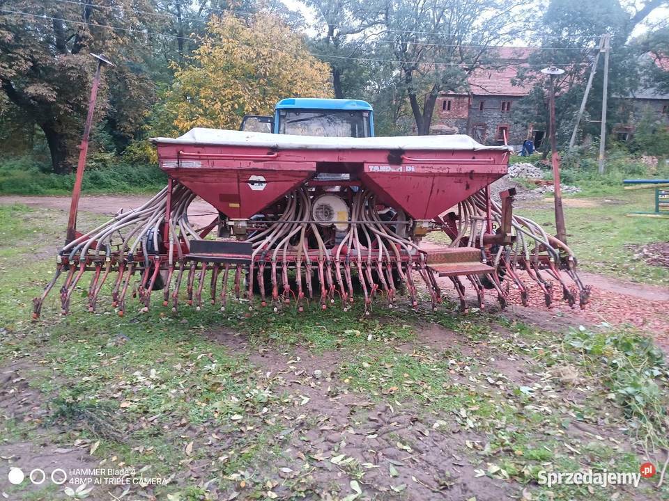 Siewnik Accord kverneland 6m nieuszkodzony Niemcza