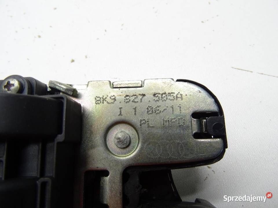 ZAMEK KLAPY BAGAŻNIKA TYŁ TYLNY 8K9827505A AUDI