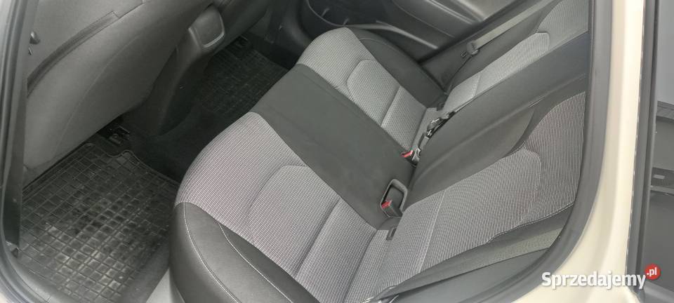 Hyundai i30 15 DPI benzyna 2022 Śliczne Auto benzyna Radomsko