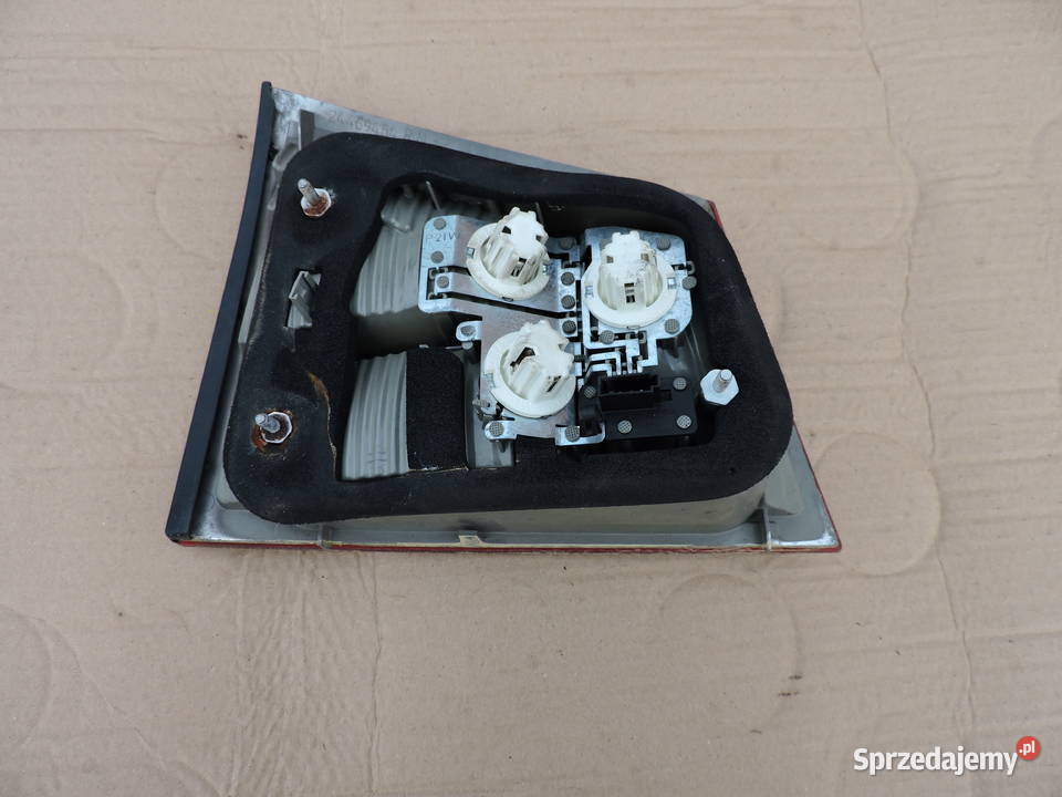 Lampa Klapy prawy tył opel vectra C Kombi Myszków