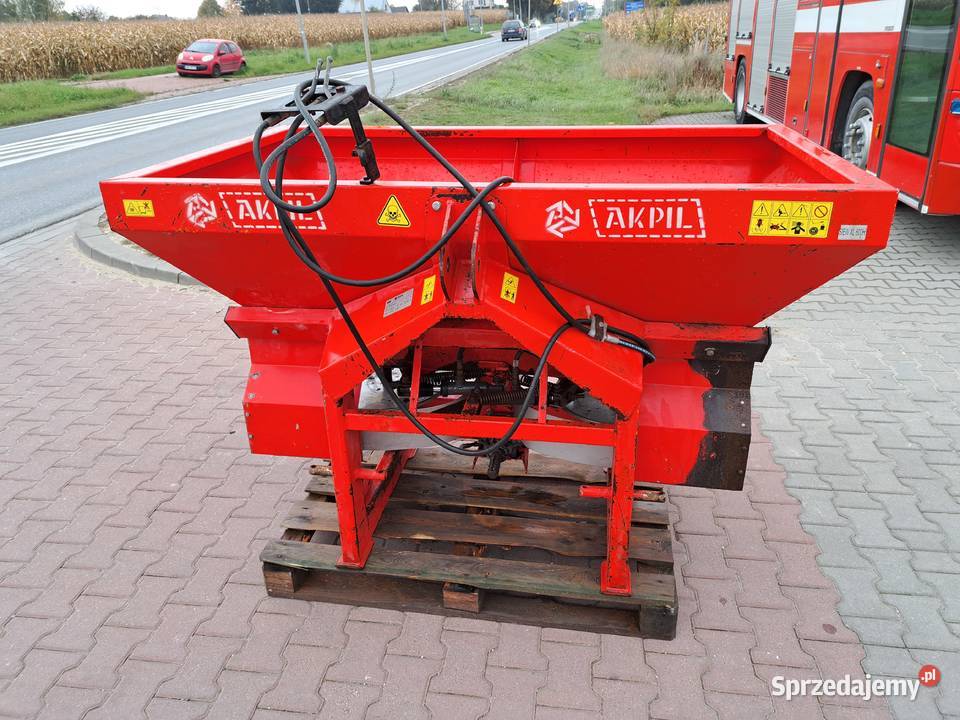 Rozsiewacz nawozów 2 tarczowy Akpil 600L Proszowice sprzedam