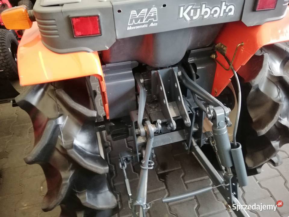 Używany traktor japoński Kubota Aste A15 4x4 15 Kobiele Wielkie