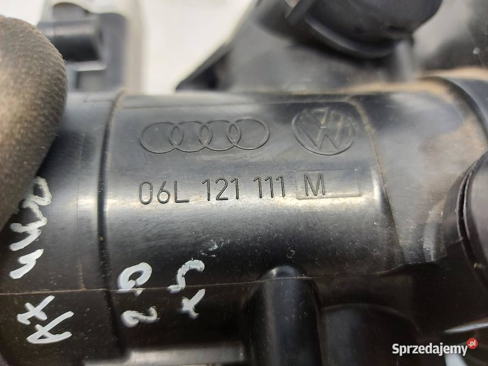 Audi A7 II 4K8 4M0 TFSI OBUDOWA TERMOSTATU