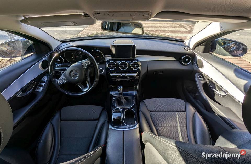 MERCEDESBENZ C Klasa C 180 CGI BlueEff Warszawa