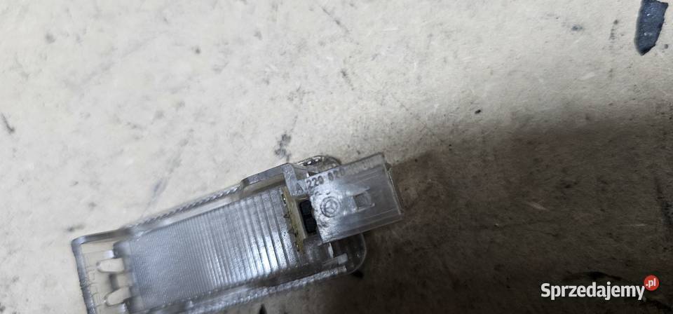 Lampka oswietlenie kabiny mercedes w220 wielkopolskie Zbąszyń