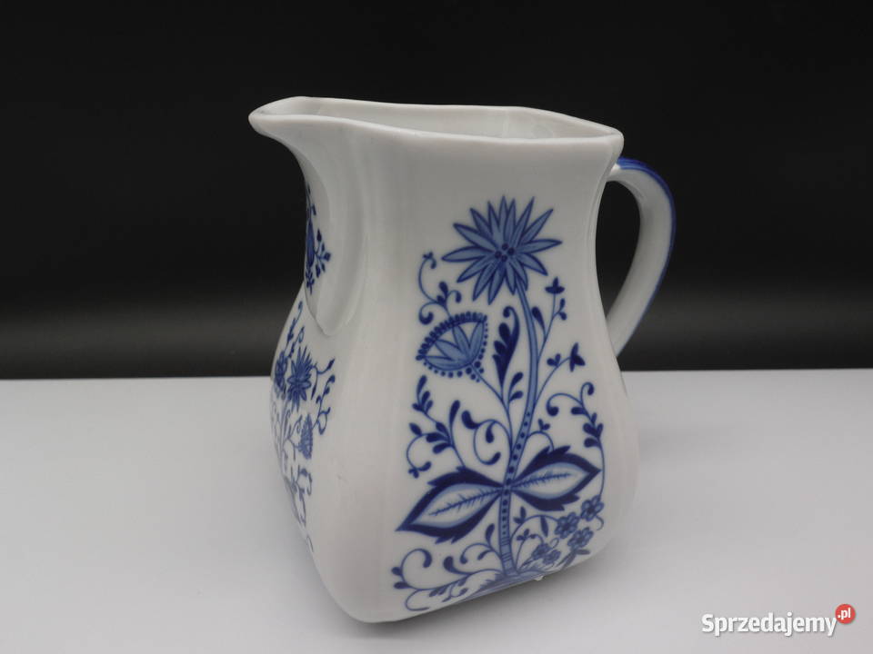 Porcelanowy Dzbanek Wzór Cebulowy na Sok Wodę