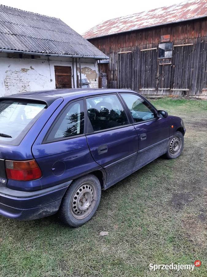 Opel Astra 16 Borzechów-Kolonia sprzedam