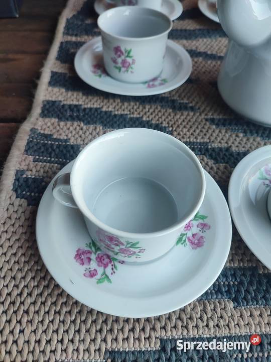 Porcelanowy serwis kawowy Wawel z czasów PRL Dulcza Wielka sprzedam