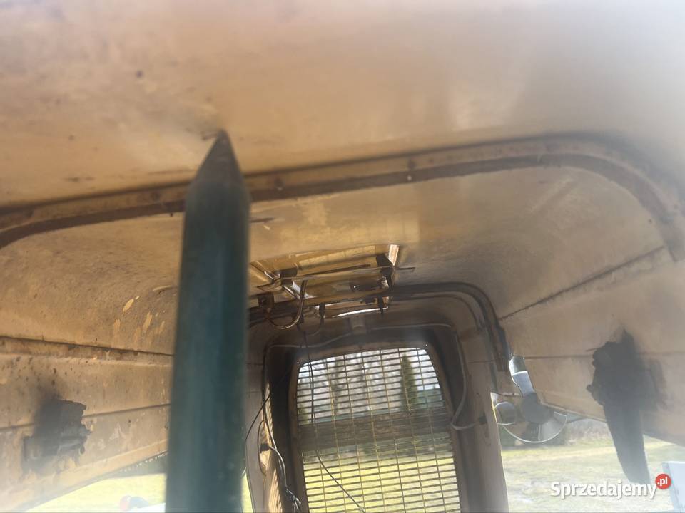 Ursus C330 Maska Tyble