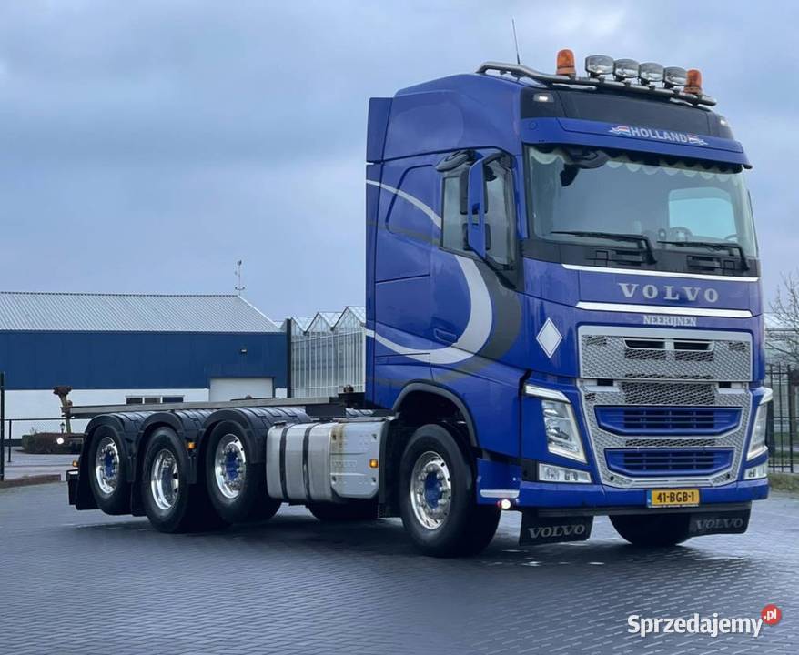 4 osiowy BDF 8x2 Volvo FH Warszawa