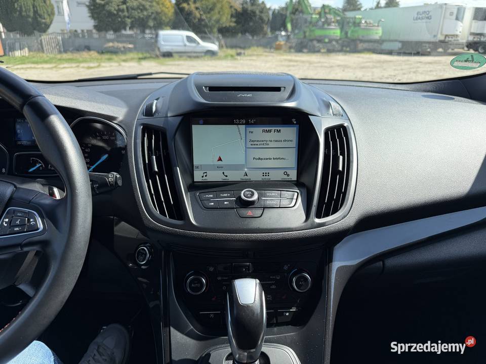 Ford Kuga 15 BENZYNA STLINE 4x4 Kamera Ledy podgrzewane fotele Kuga Konin sprzedam