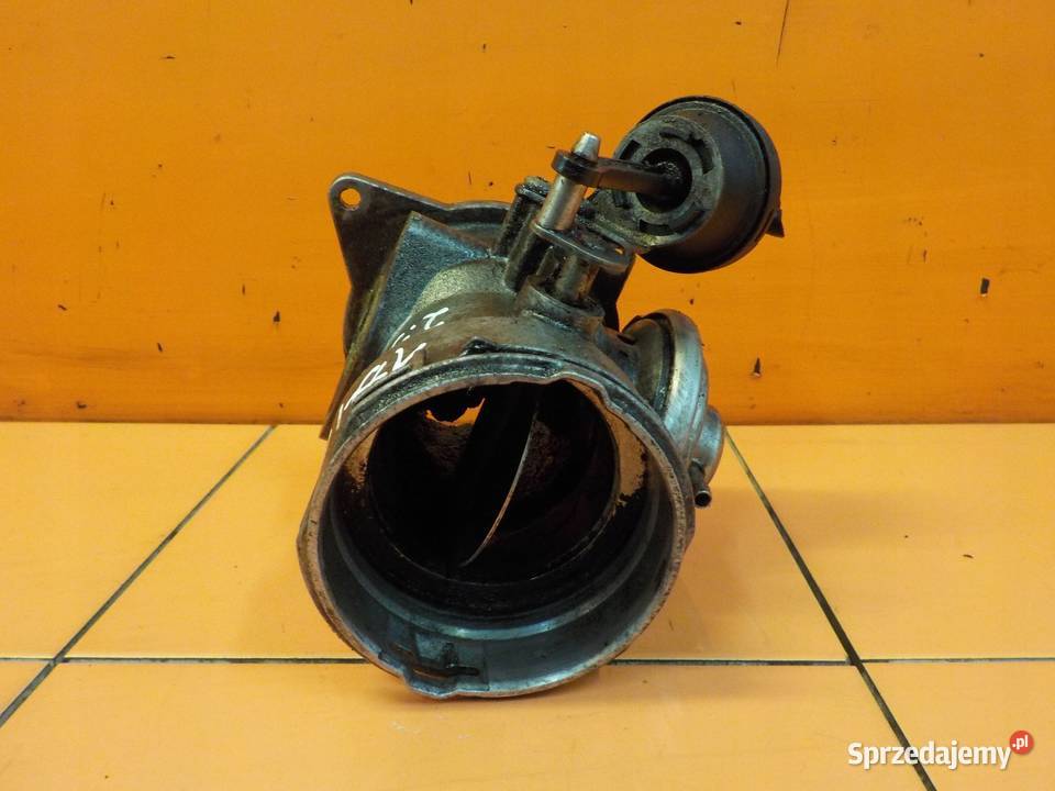 VW TOUAREG 25 TDI 06r BAC zawor EGR 070128073