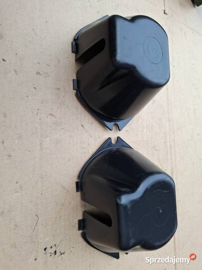 Wewnętrzne plastikowe osłony reflektorów Fiat Strzelce Opolskie