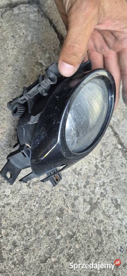 halogen lewy 8e0941699c audi a4b7ramkakploryg Bełchatów