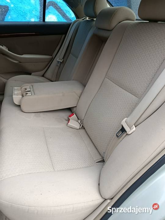 Avensis 20 benzyna klima 4xel szyby ładna Warszawa