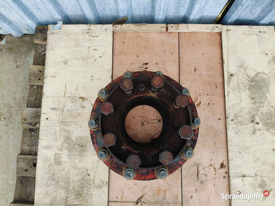 Claas Axion 840 CMatic A31 13r Piasta koła tył Stalewo sprzedam