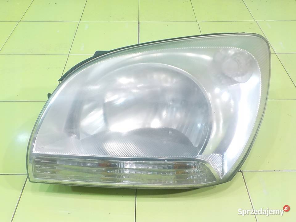 KIA SPORTAGE II 27 V6 AUT 06r 5D lampa lewa mazowieckie Suków