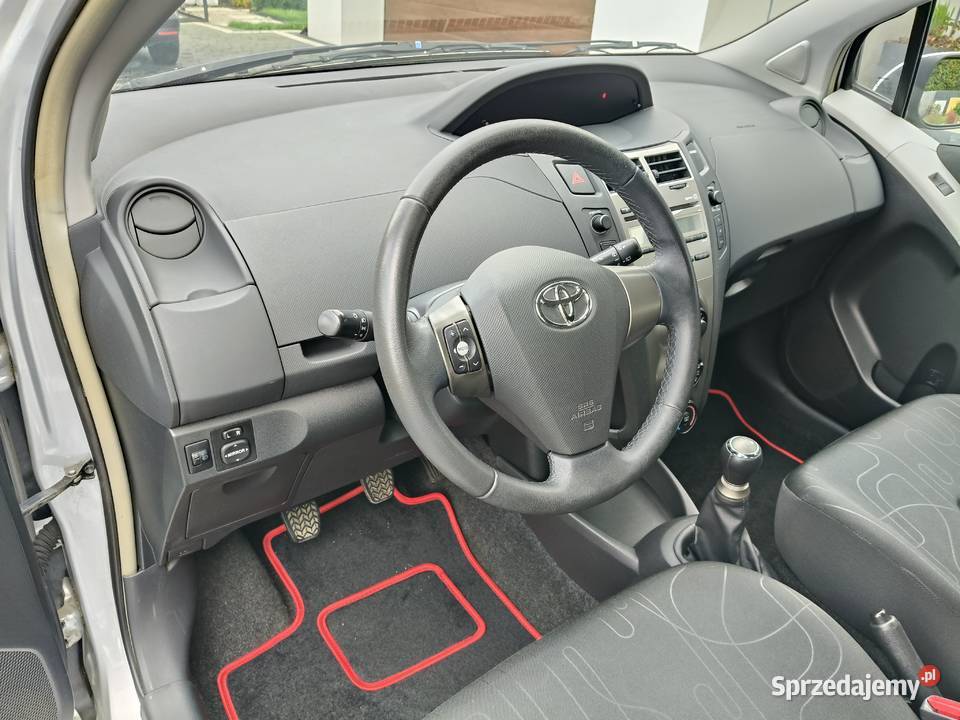 Toyota Yaris 10 70 bezwypadkowa manualna