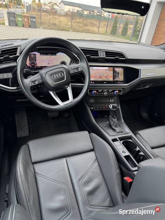 Audi Q3 z2024 roku 20 benzyna 4x4 przebieg 7 Ciechocinek