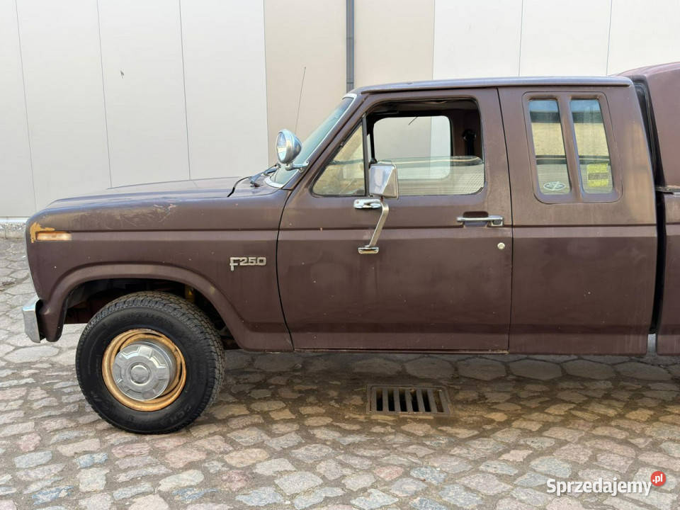 Ford F250 F250 400CID Super Cab California Koszalin