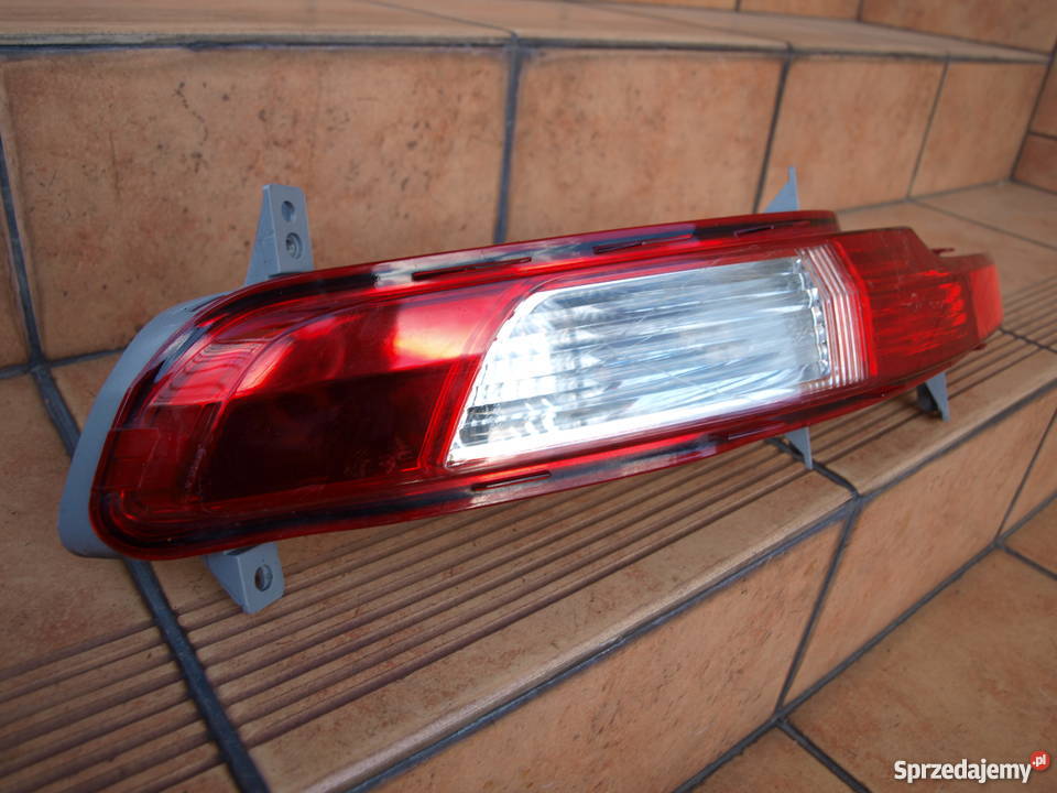 Kia Sportage lampa lewa tył 2010 2015r europa