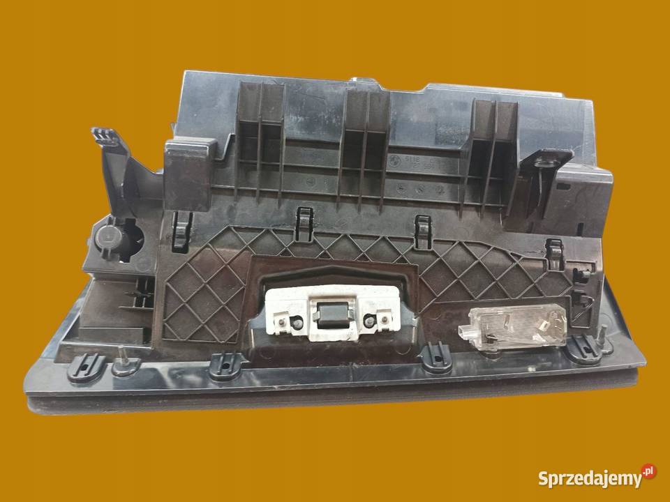 SCHOWEK PRAWY PASAŻERA EUROPA E91 Bmw Seria 3 V Schowki, półki