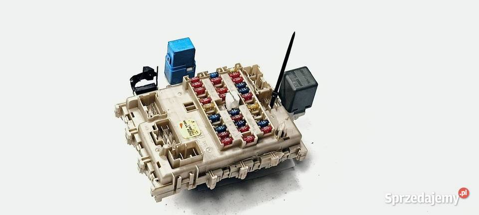 SKRZYNKA BEZPIECZNIKÓW NISSAN ALMERA 243505M300