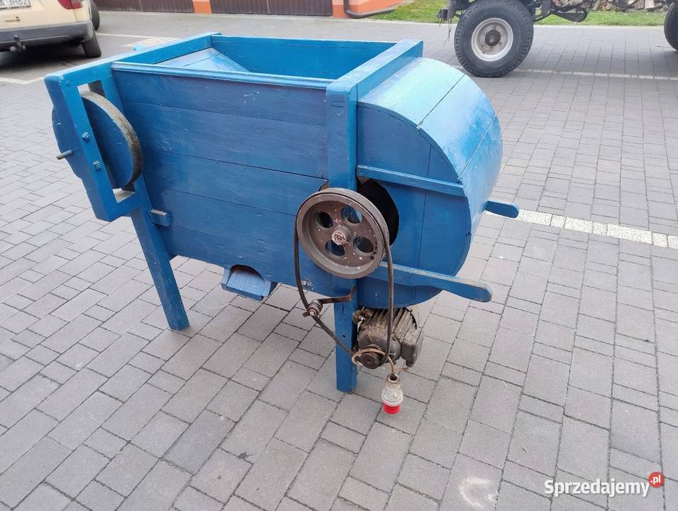 Młynek do zboża nieuszkodzony Do hodowli zwierząt Krasew