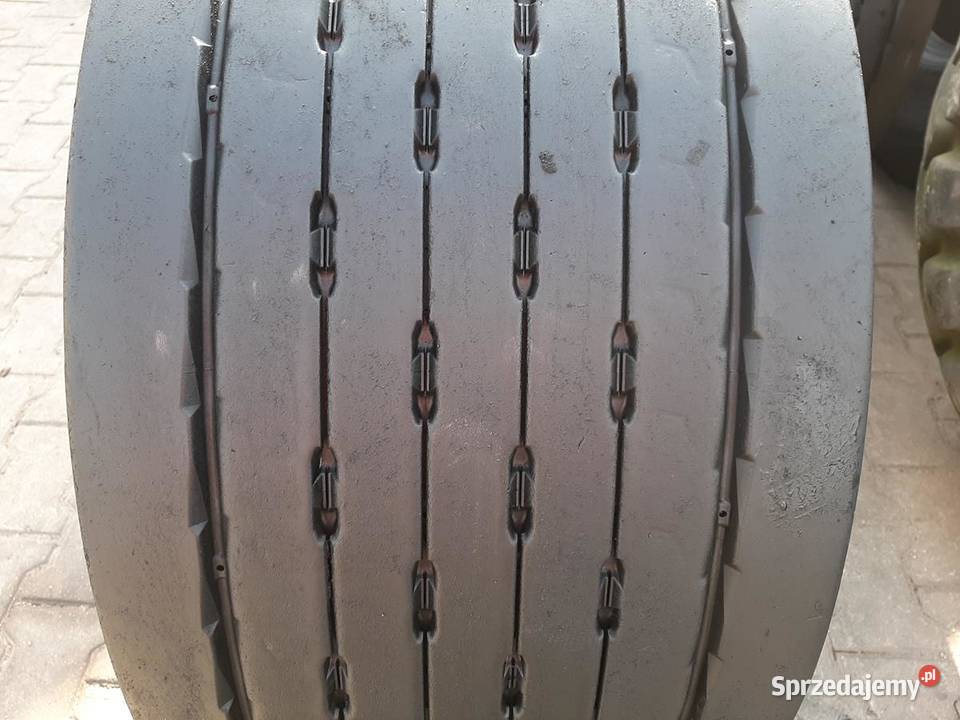 2x Opona używana ciężarowa 44545R195 MICHELIN Zaścianki