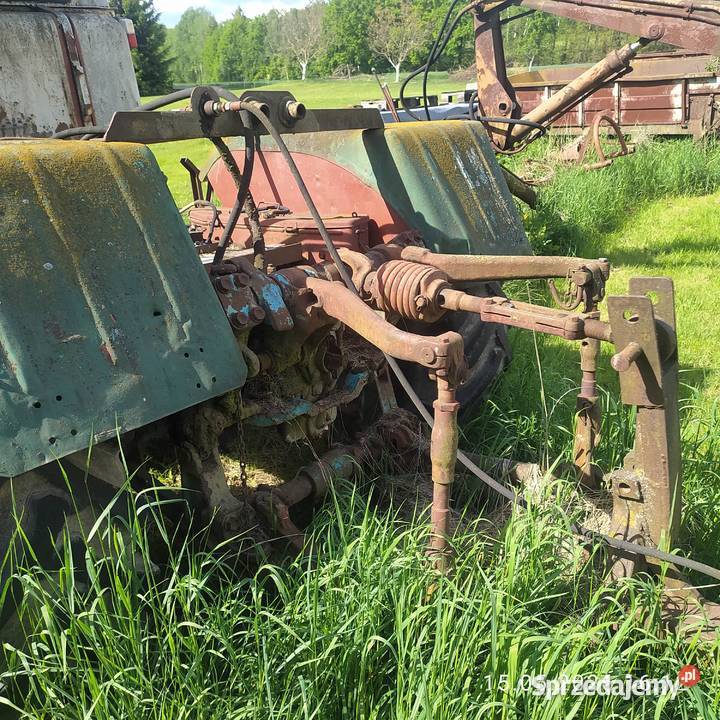 Ciągnik T 150K CHARKOWIE kirowiec z pługiem Gronów