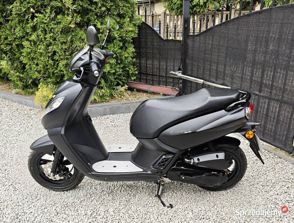Skuter Peugeot Kisbee 50cc 2024r 1200 LED Wtrysk łódzkie Łask