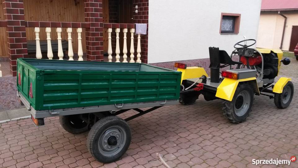 Traktorek Sam Harklowa