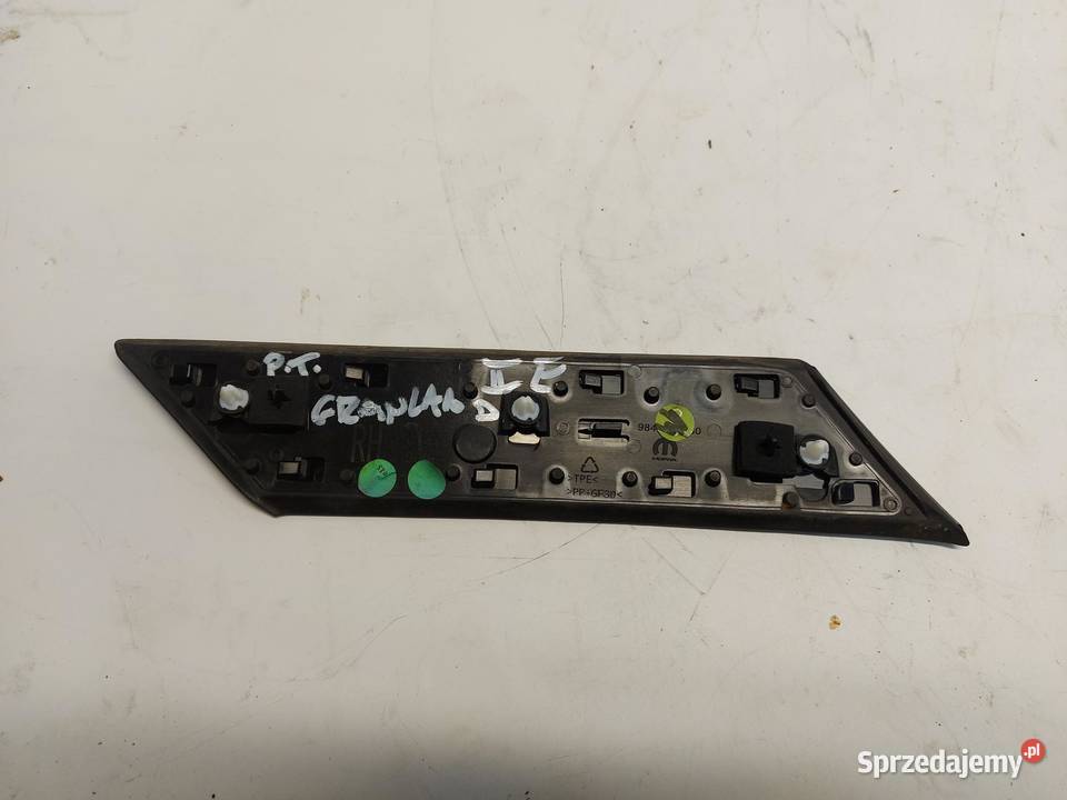 OPEL Grandland II 2024 Osłona listwa błotnika osobowe sprzedam