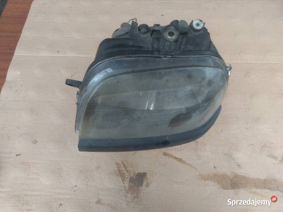 Lampa lewa przód przednia Fiata Doblo Europa dostawcze Czersk