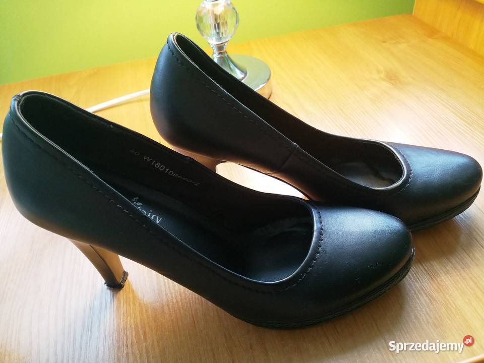 Buty na obcasie 40 Półbuty Lubin