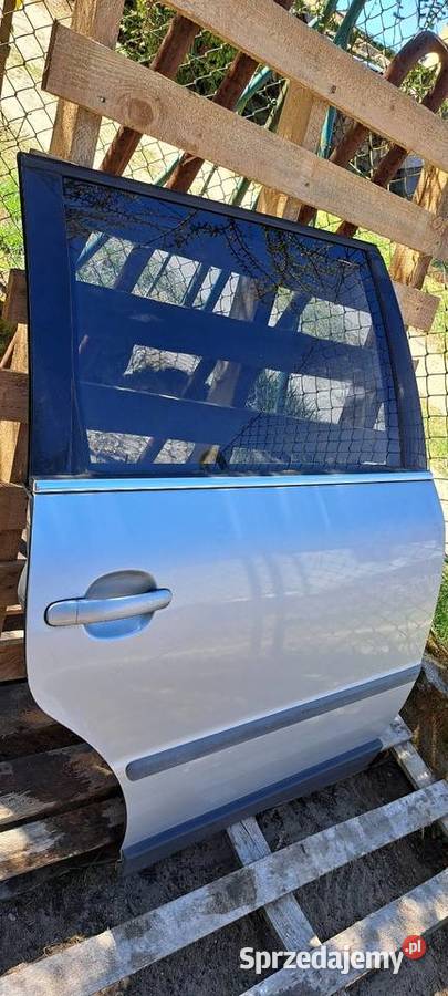 Drzwi prawy tył VW Passat B5 kombi 1998r Luzino